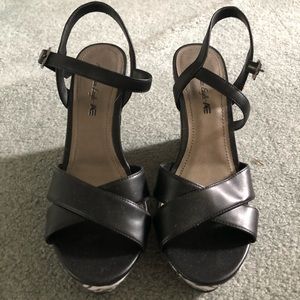 American Eagle Chevron Wedges